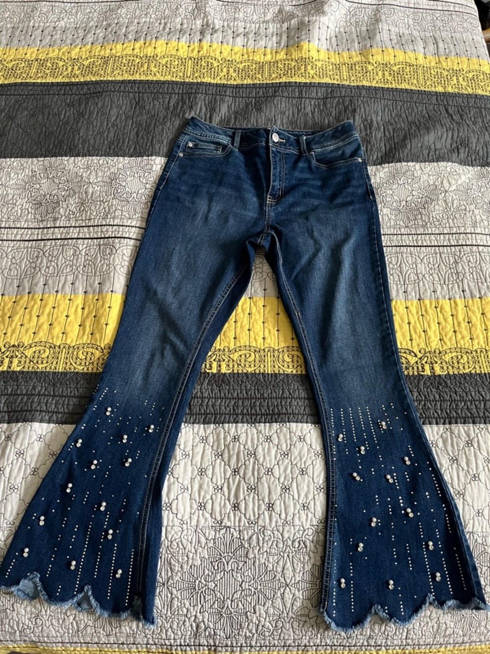 Pearl & Rhinestone Embellished Dark Blue Flare Jeans - Picture 3 of 8